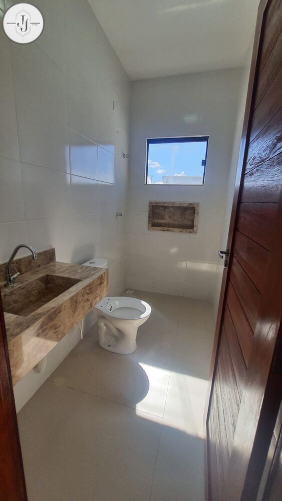 Casa à venda com 3 quartos, 123m² - Foto 3