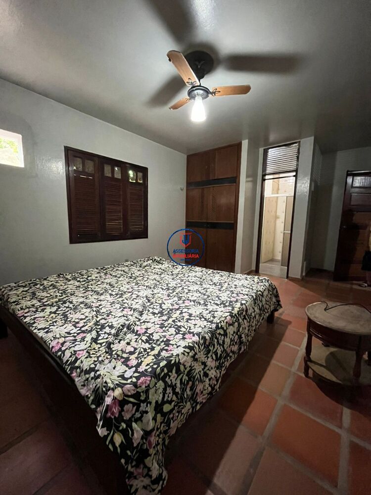 Casa à venda com 5 quartos, 200m² - Foto 6