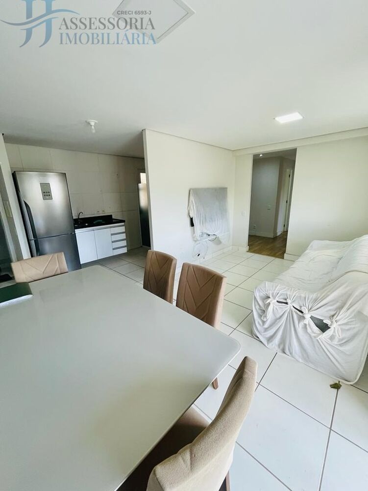 Apartamento à venda com 3 quartos, 75m² - Foto 1