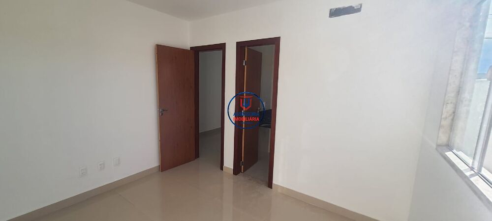 Casa à venda com 3 quartos, 120m² - Foto 10