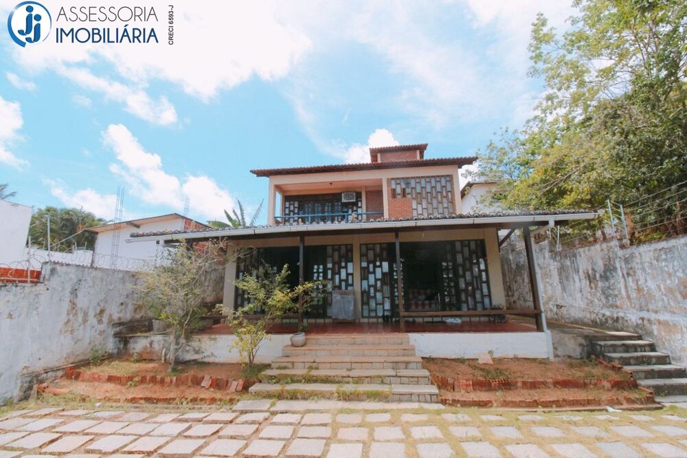 Casa à venda com 4 quartos, 381m² - Foto 2