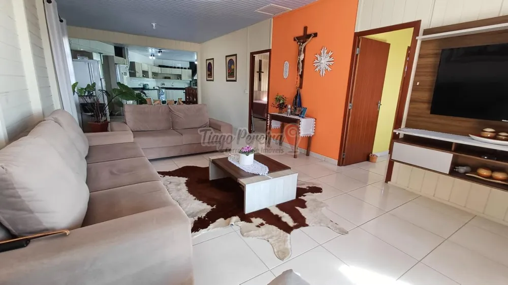 Casa, 2 quartos, 1387 m² - Foto 1