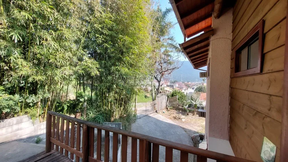 Casa, 4 quartos, 230 m² - Foto 9