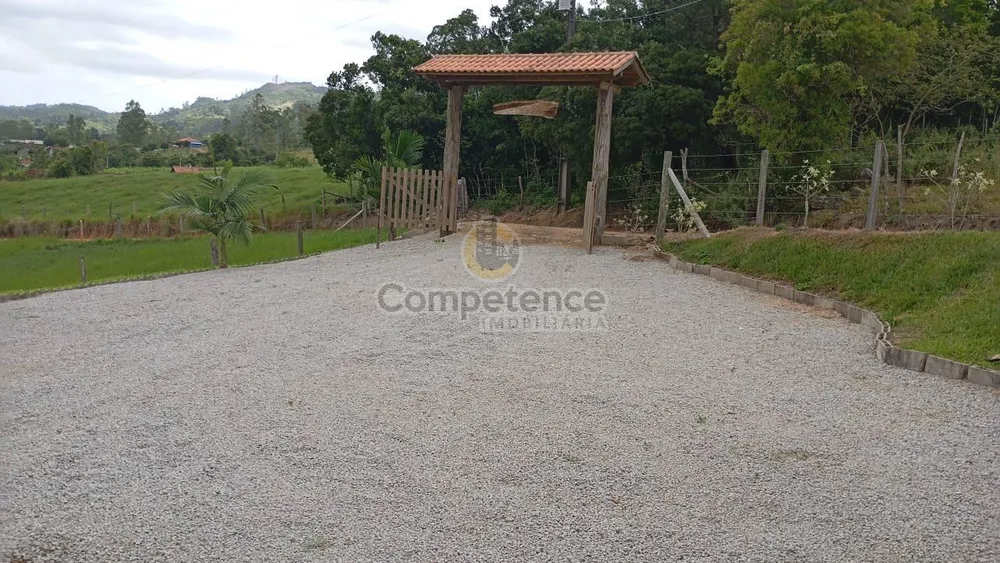 Chácara, 3 quartos, 4118 m² - Foto 1