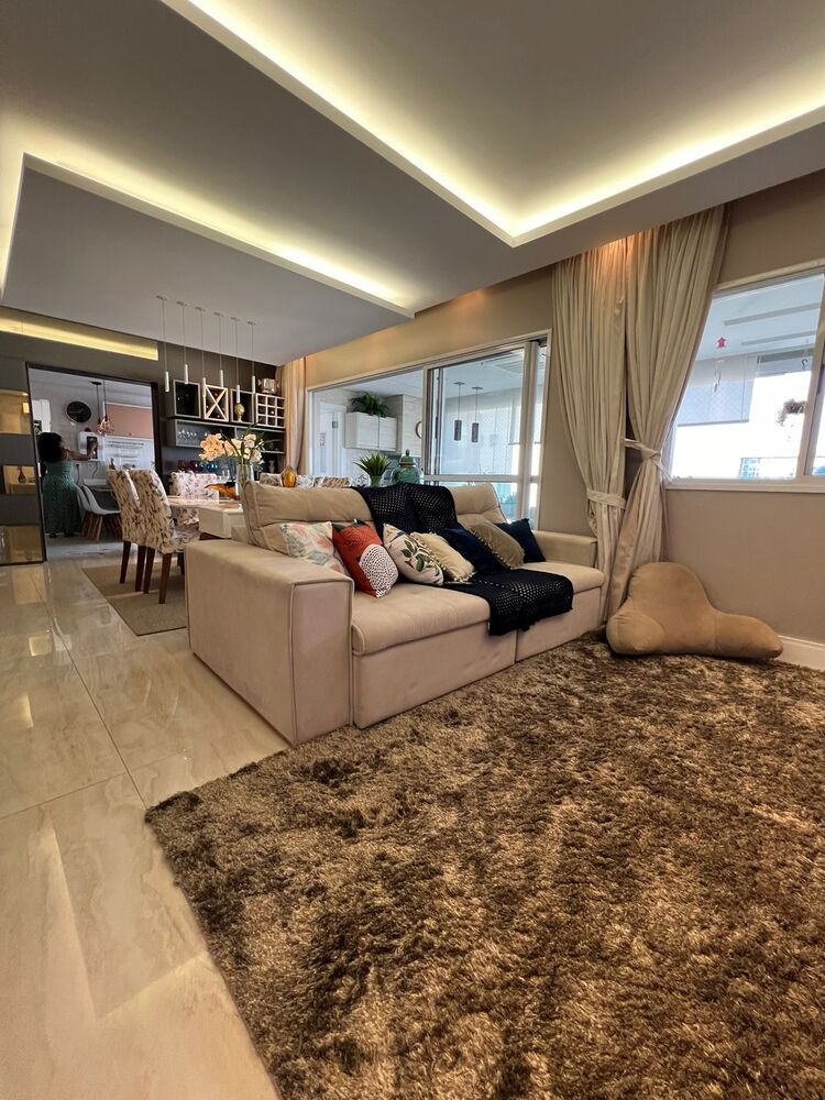 Apartamento à venda com 3 quartos, 171m² - Foto 2