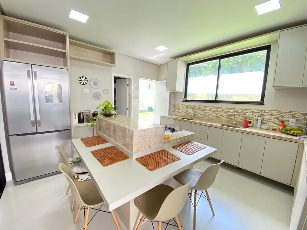 Casa, 3 quartos, 291 m² - Foto 4