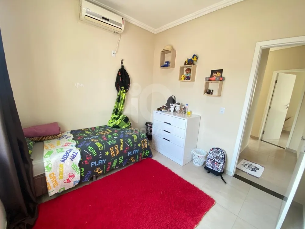 Casa, 3 quartos, 250 m² - Foto 11