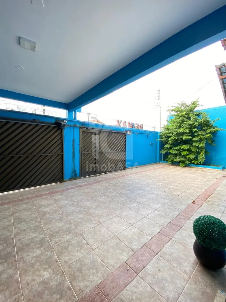 Casa, 4 quartos, 250 m² - Foto 1