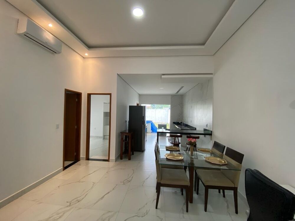 Casa à venda com 3 quartos, 110m² - Foto 3