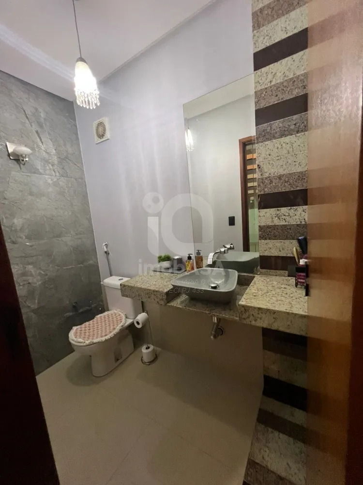 Casa, 3 quartos, 280 m² - Foto 1