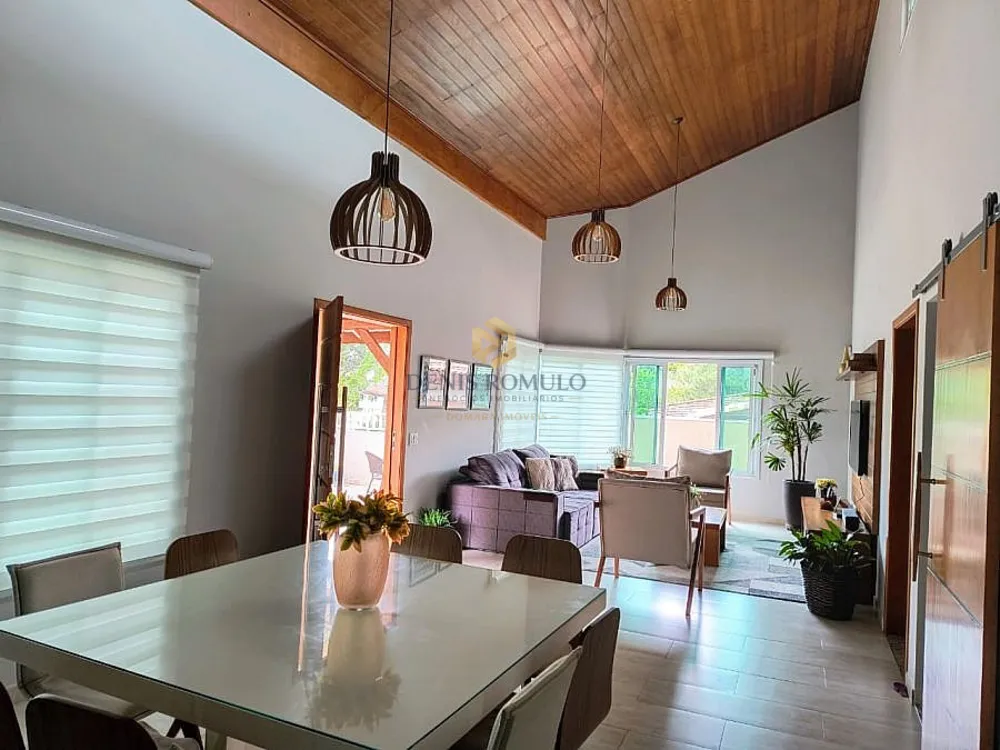 Casa, 3 quartos, 230 m² - Foto 3