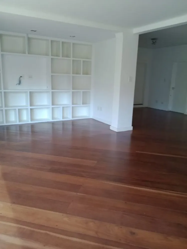 Apartamento, 3 quartos, 270 m² - Foto 2