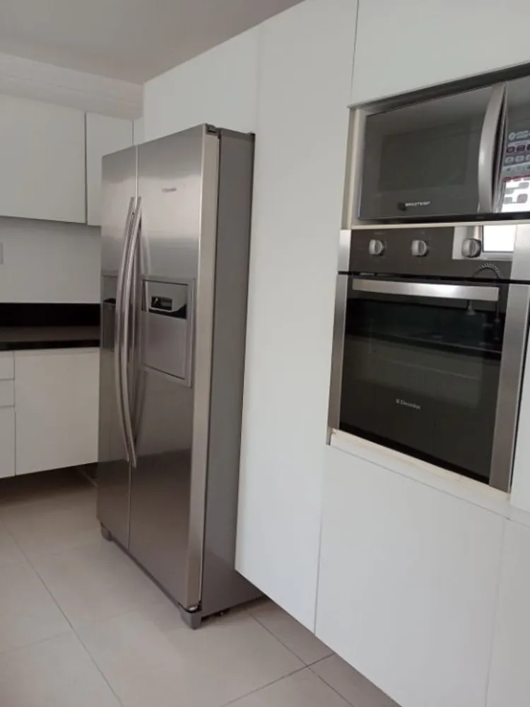 Apartamento, 3 quartos, 270 m² - Foto 12
