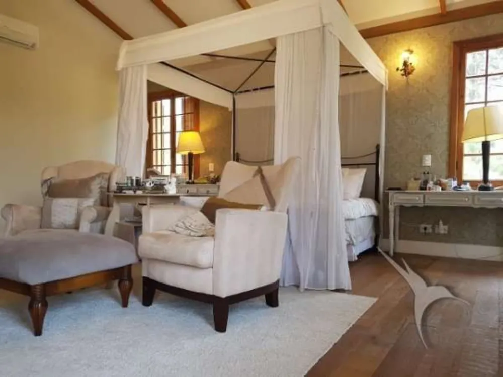 Casa, 4 quartos, 640 m² - Foto 1
