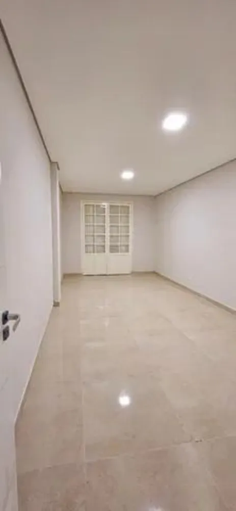 Apartamento, 3 quartos, 240 m² - Foto 2