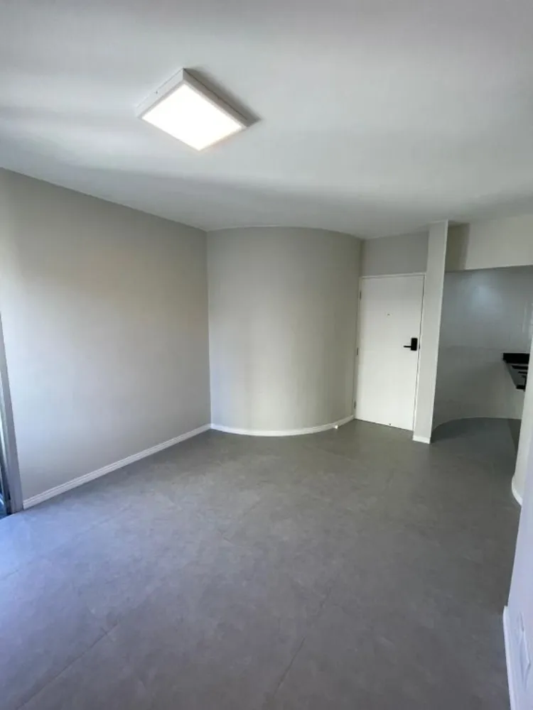 Apartamento, 1 quarto, 37 m² - Foto 1