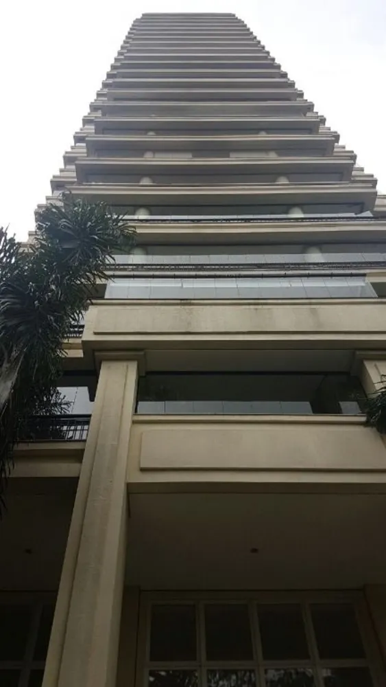 Apartamento, 3 quartos, 215 m² - Foto 2