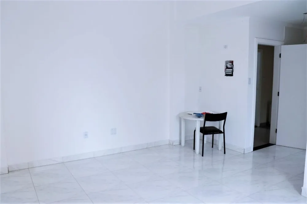 Apartamento, 1 quarto, 29 m² - Foto 2