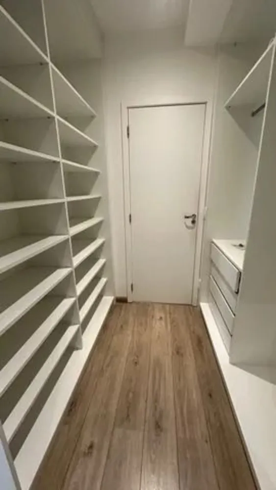 Apartamento, 3 quartos, 145 m² - Foto 1