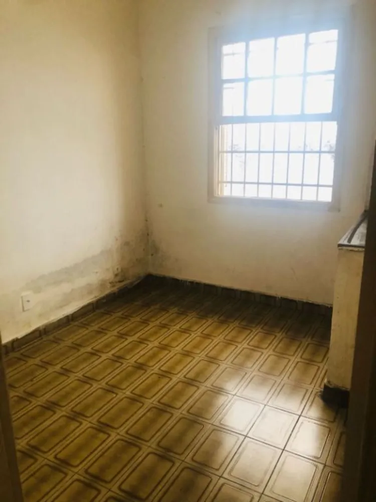 Casa, 7 quartos, 164 m² - Foto 3