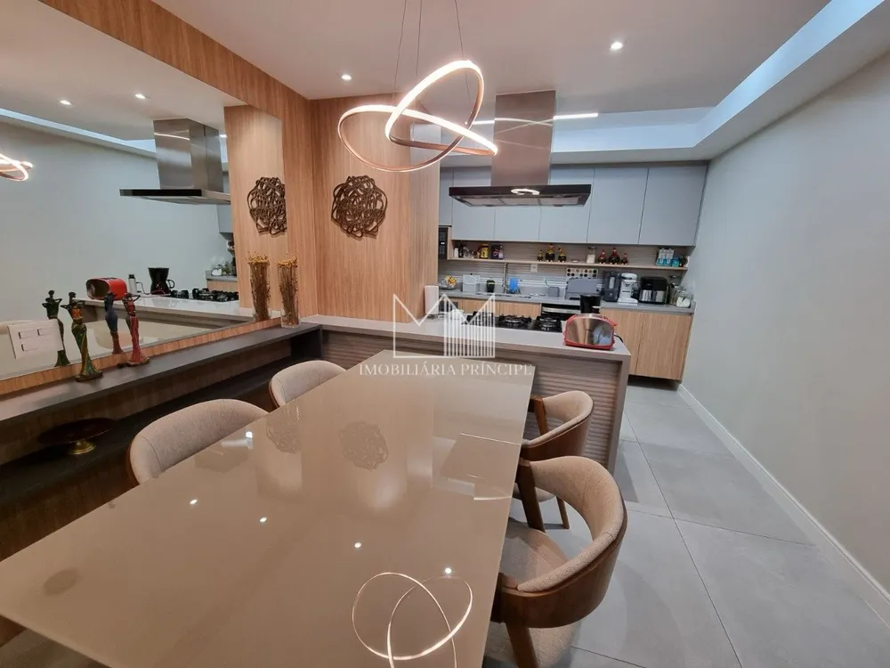Apartamento, 3 quartos, 129 m² - Foto 1