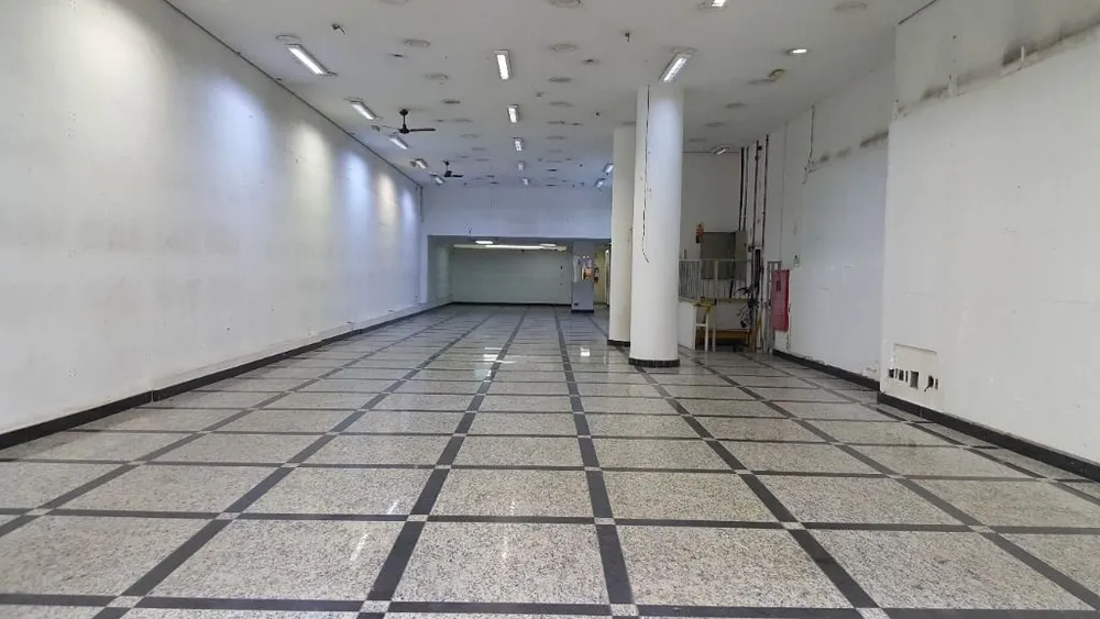 Loja-Salão, 989 m² - Foto 1