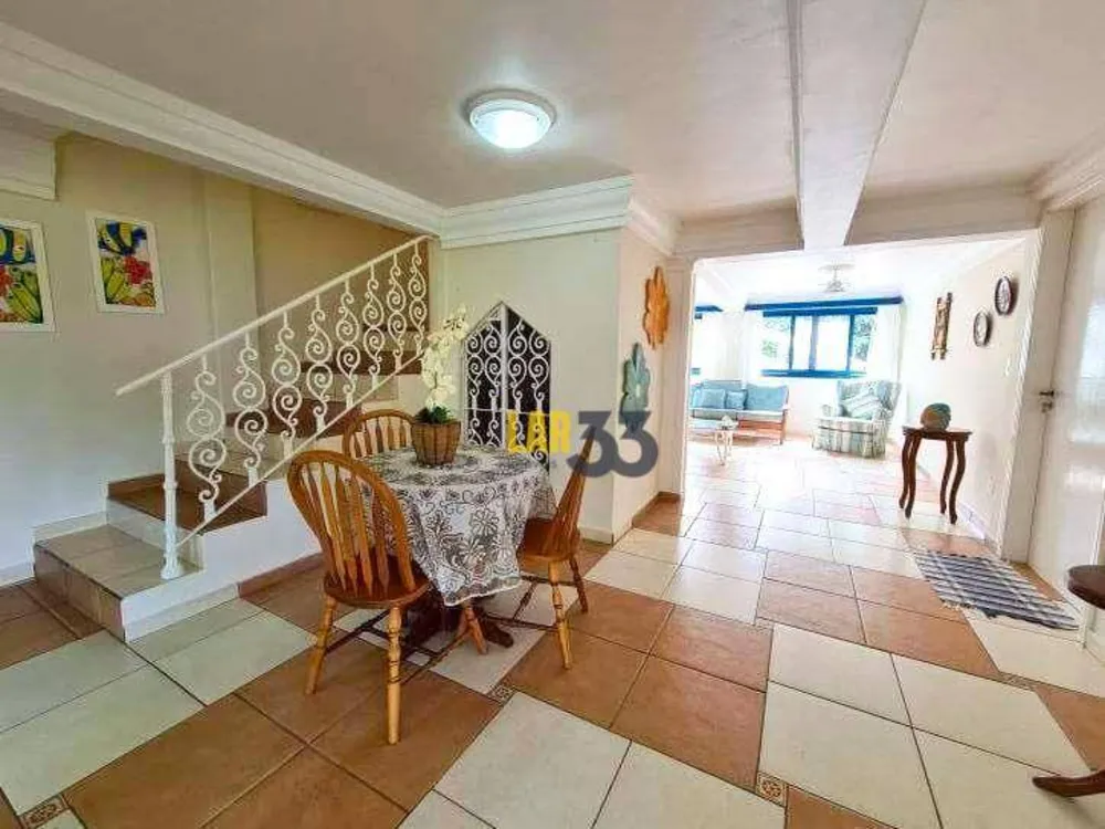 Casa, 6 quartos, 1115 m² - Foto 1