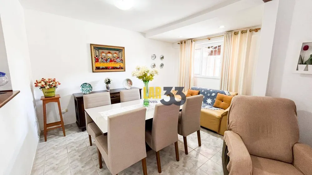 Casa, 4 quartos, 138 m² - Foto 1