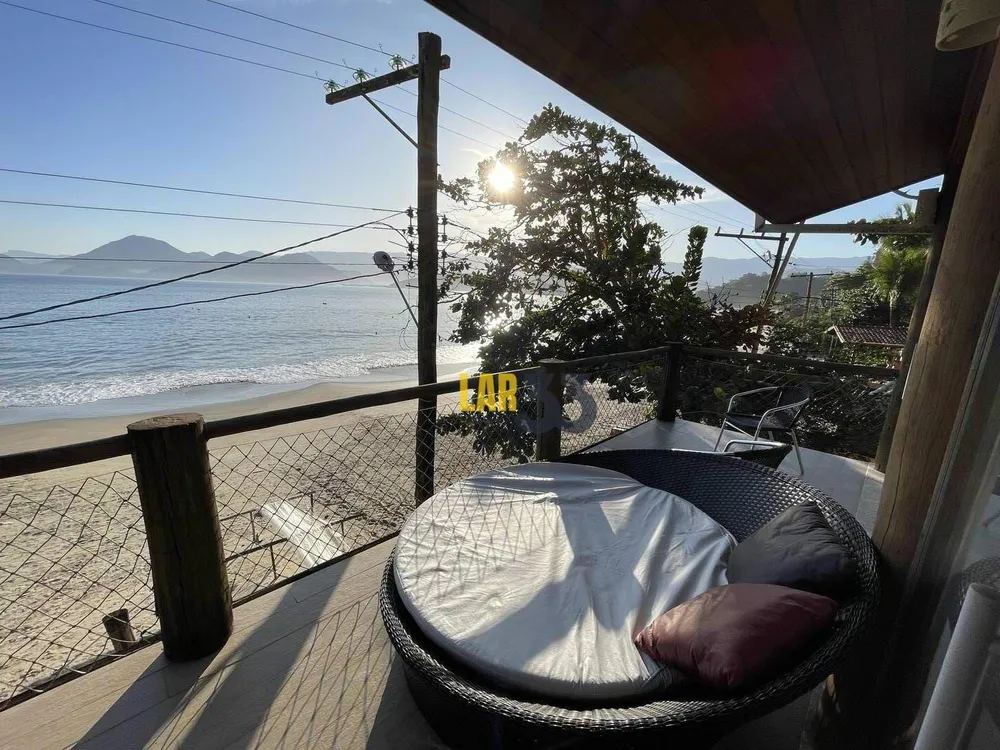 Casa, 6 quartos, 260 m² - Foto 2