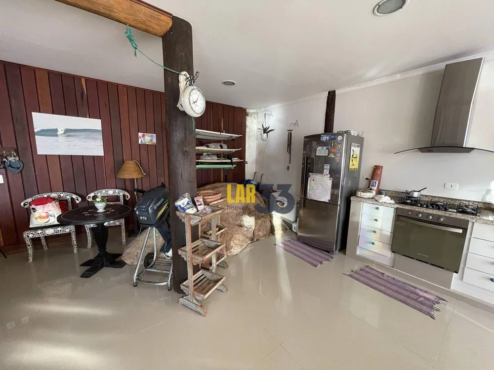 Casa, 6 quartos, 260 m² - Foto 4