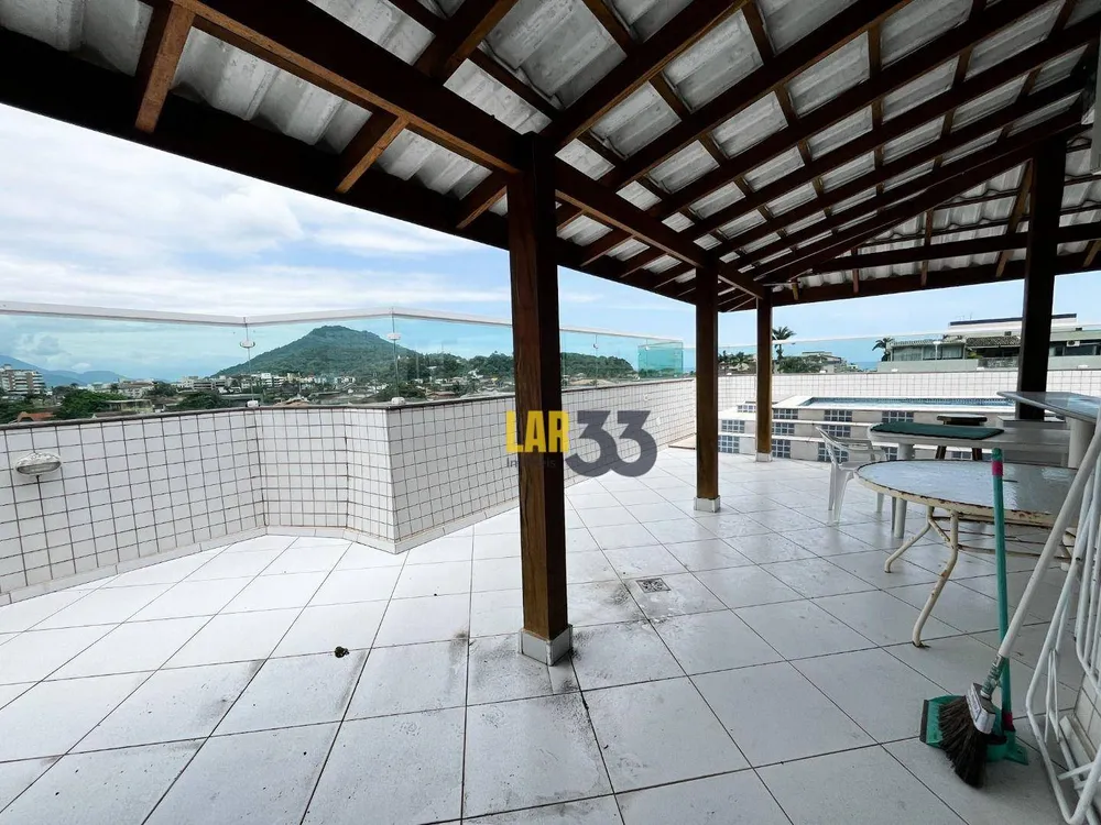 Cobertura, 3 quartos, 240 m² - Foto 2