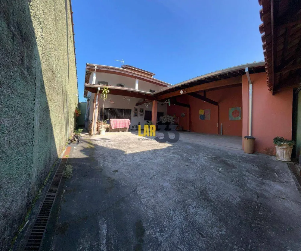 Sobrado, 4 quartos, 202 m² - Foto 2