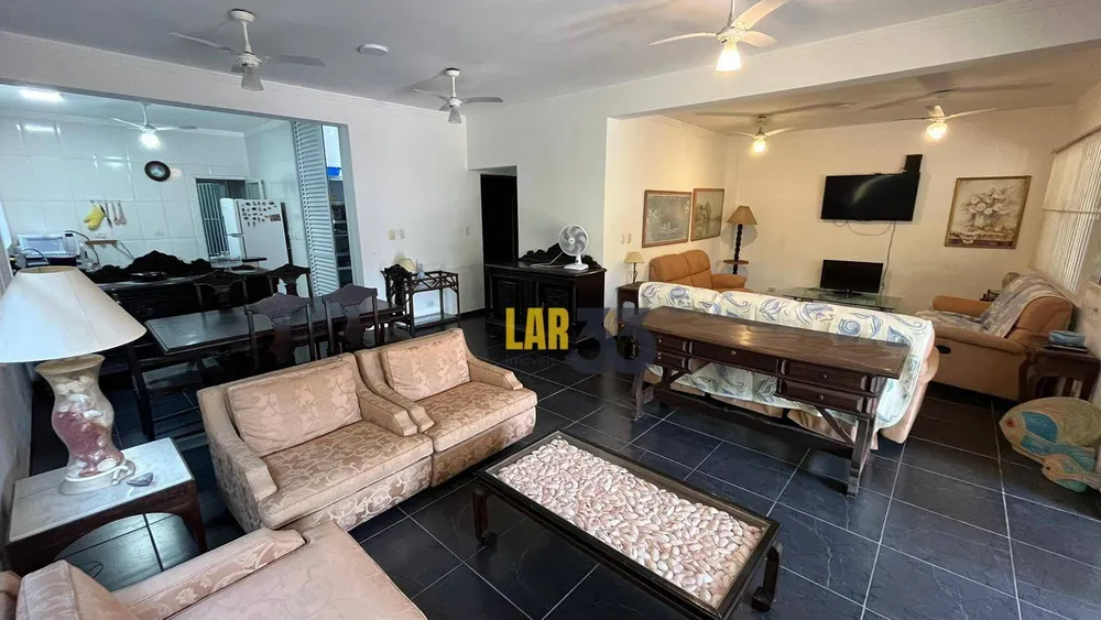 Sobrado, 4 quartos, 202 m² - Foto 1