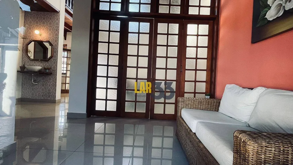 Casa, 3 quartos, 298 m² - Foto 3