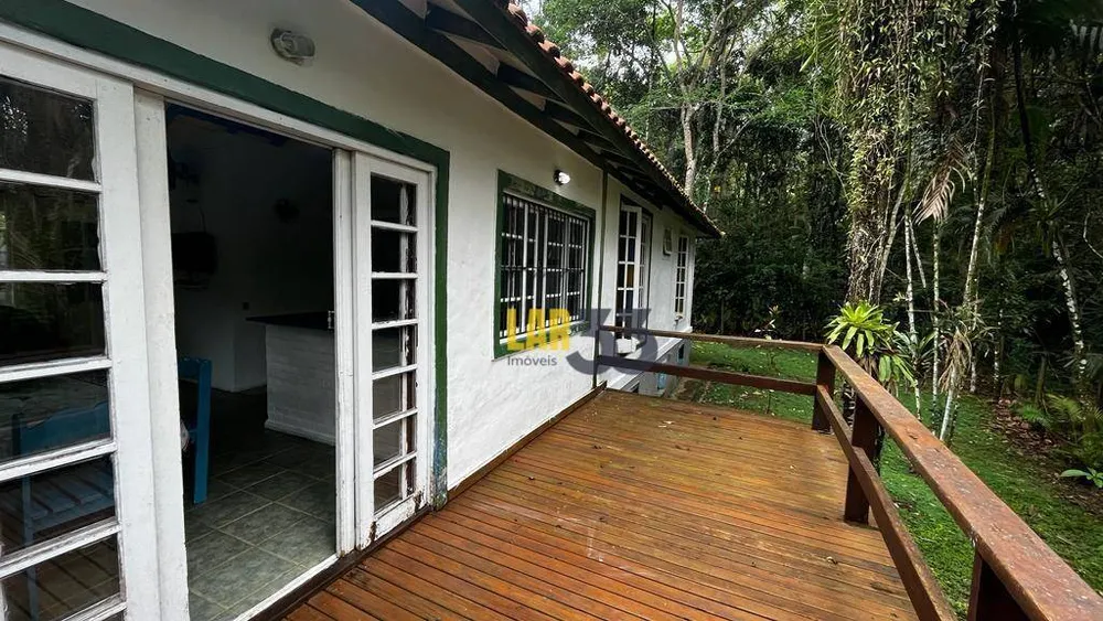 Casa, 3 quartos, 200 m² - Foto 1