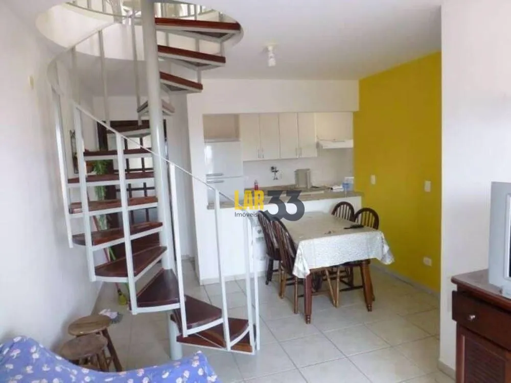 Cobertura, 3 quartos, 216 m² - Foto 2