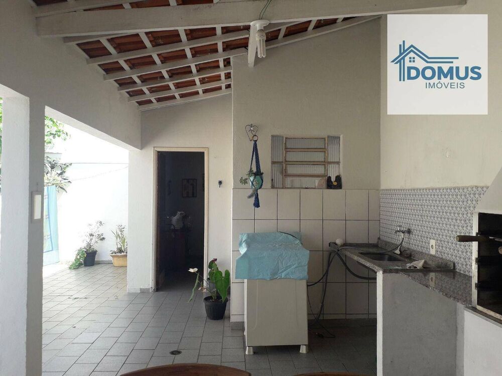 Casa à venda com 3 quartos, 194m² - Foto 8