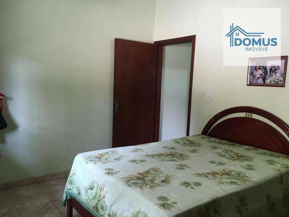 Chácara, 4 quartos, 3500 m² - Foto 1