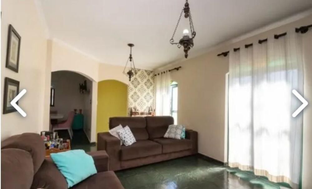 Sobrado à venda com 4 quartos, 214m² - Foto 1