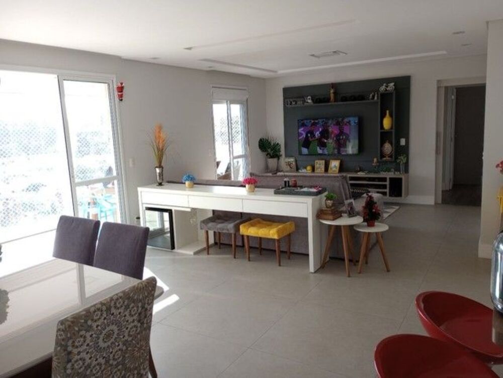 Apartamento à venda com 3 quartos, 118m² - Foto 1