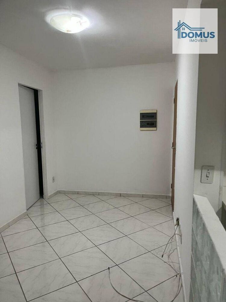 Apartamento para alugar com 1 quarto, 40m² - Foto 3