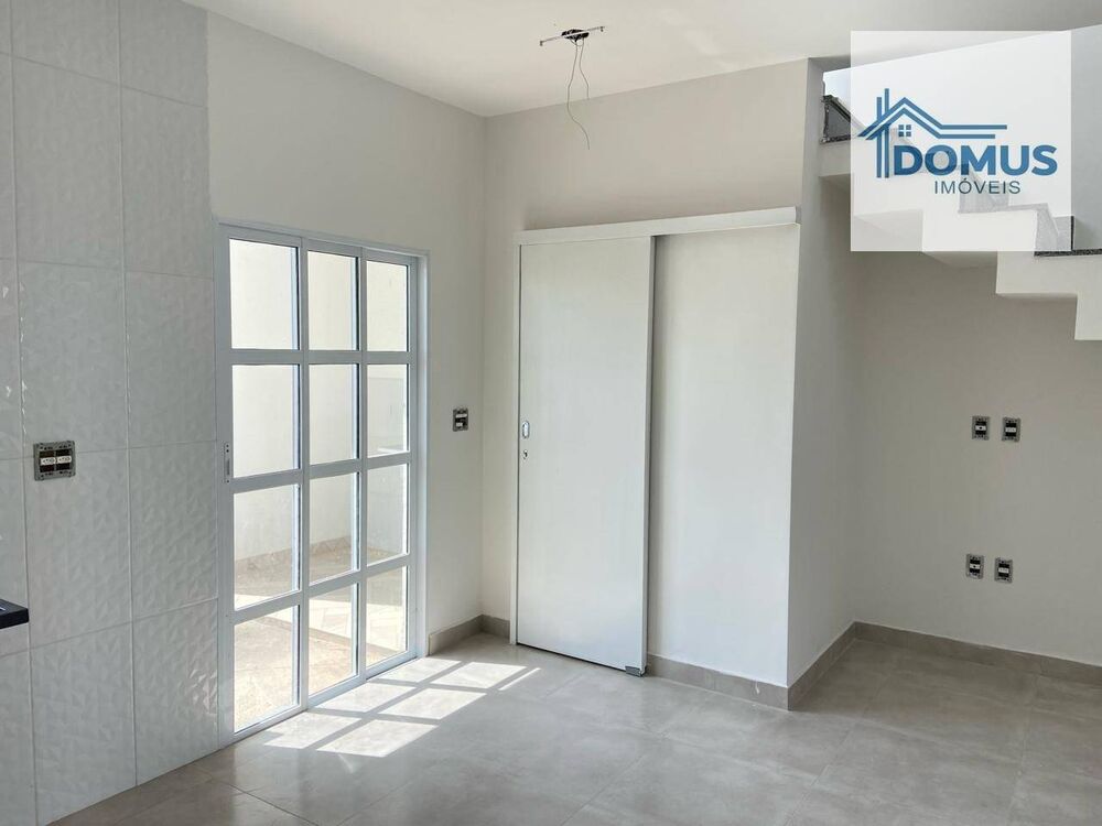 Sobrado, 2 quartos, 94 m² - Foto 2