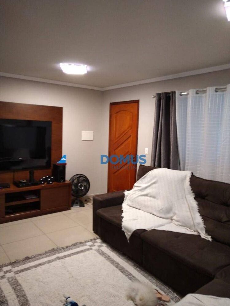 Sobrado à venda com 3 quartos, 94m² - Foto 2
