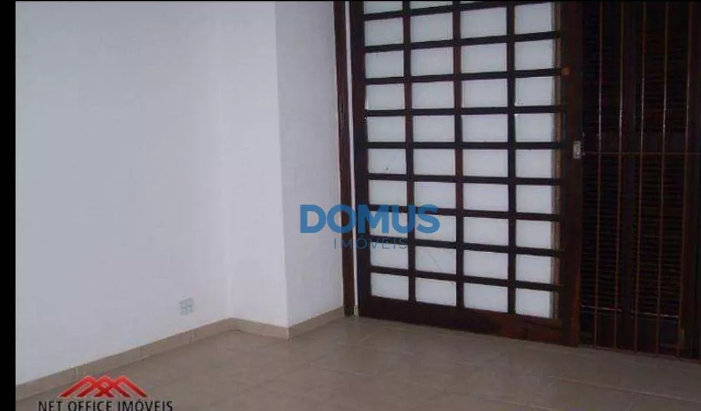 Casa para alugar com 4 quartos, 340m² - Foto 4