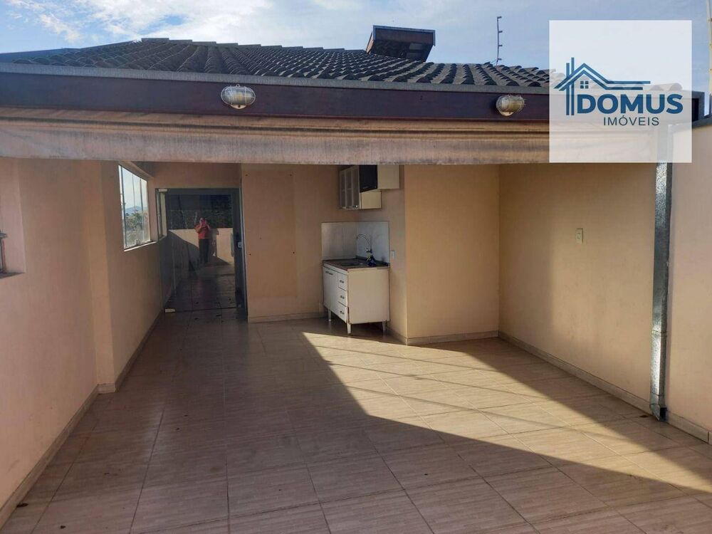 Casa à venda com 3 quartos, 239m² - Foto 8