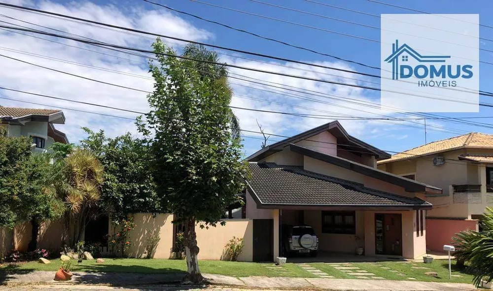 Sobrado, 3 quartos, 308 m² - Foto 1