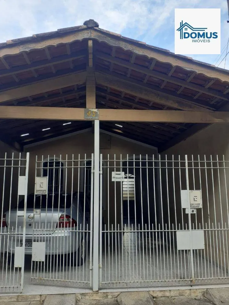 Casa, 3 quartos, 145 m² - Foto 1