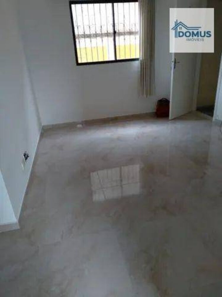 Apartamento à venda com 2 quartos, 62m² - Foto 1