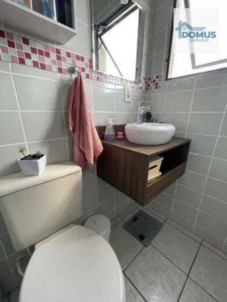 Apartamento à venda com 2 quartos, 69m² - Foto 8