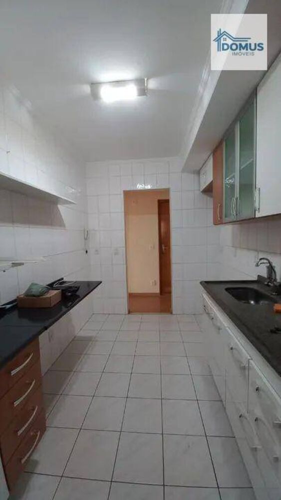Apartamento à venda com 3 quartos, 84m² - Foto 7